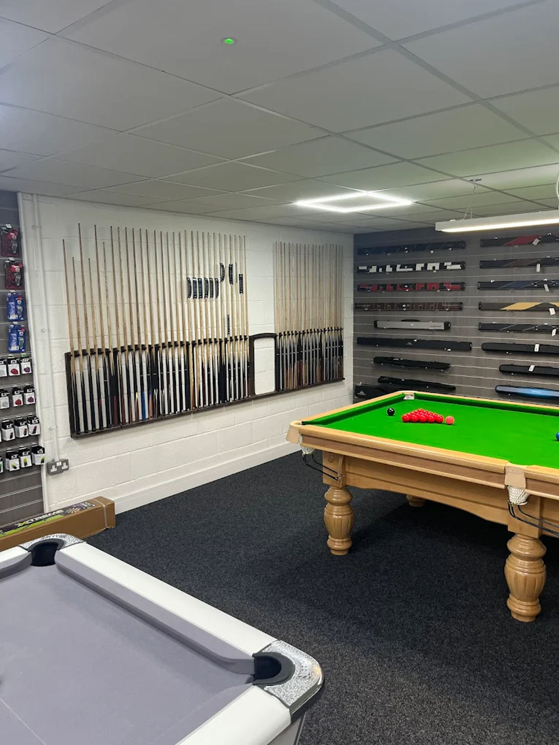 Picture for manufacturer Mansfield Cues & Darts